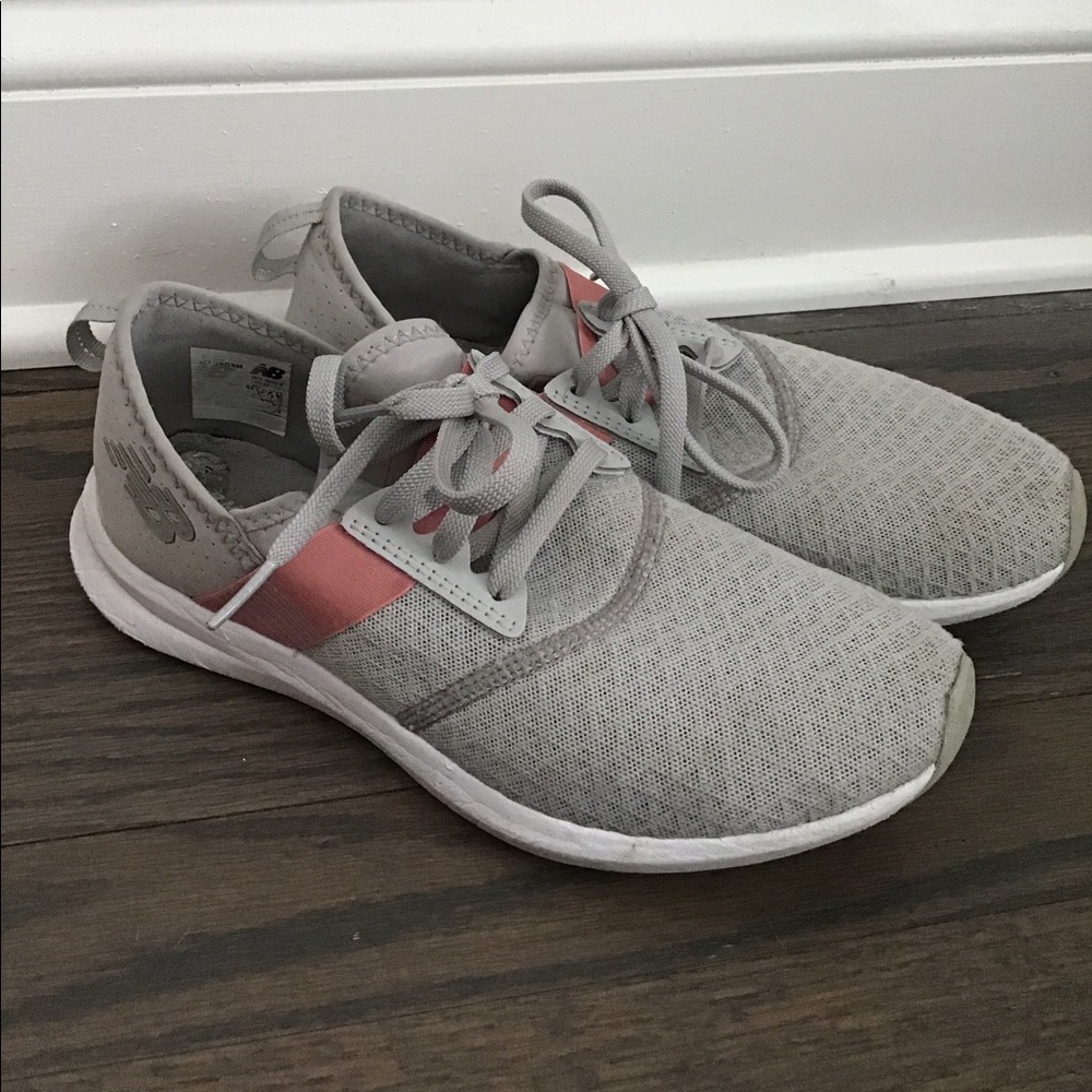 New Balance Tennis Shoes